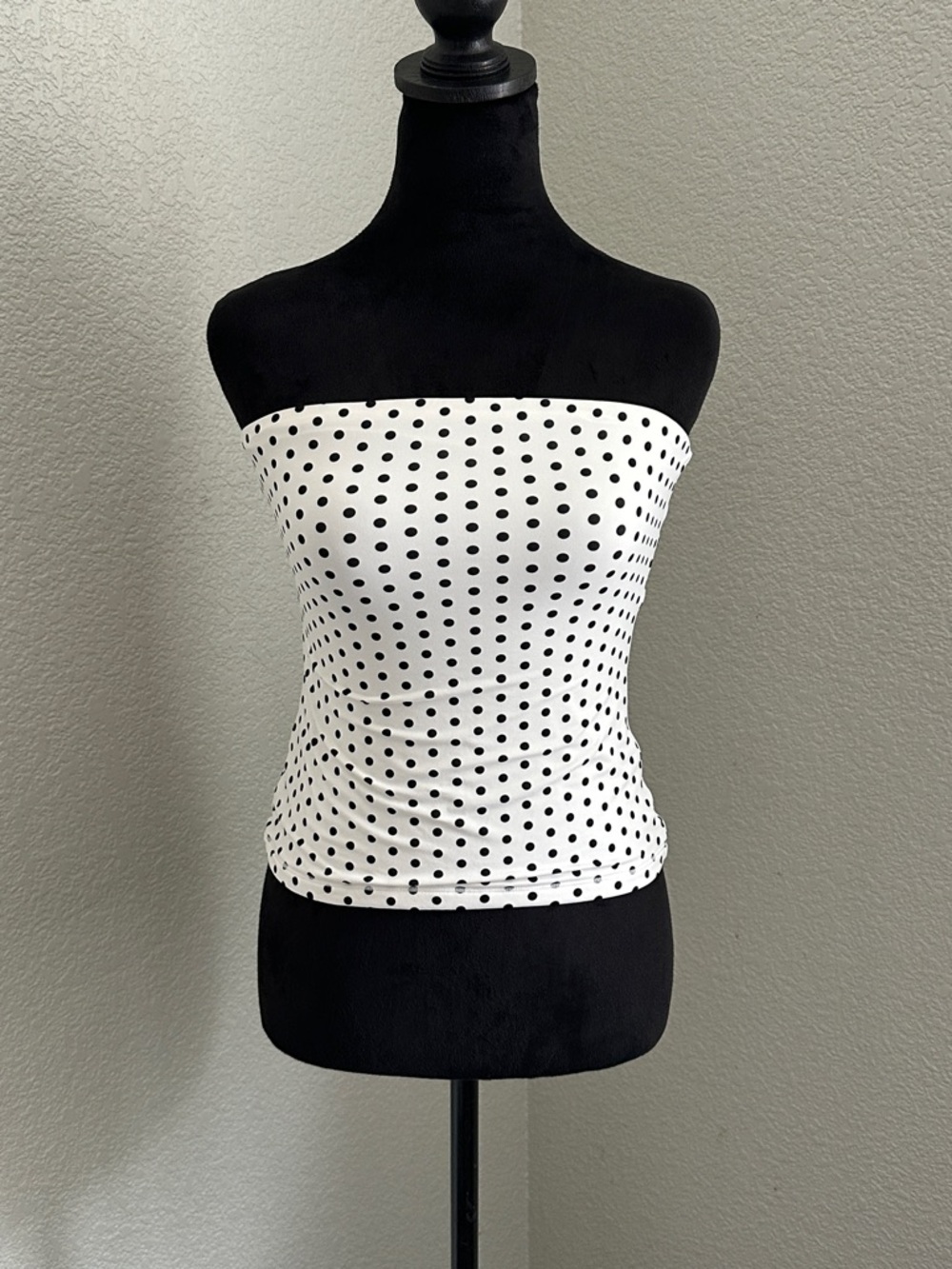 NWOT Women’s White and Black Polka Dot Strapless Tube Top